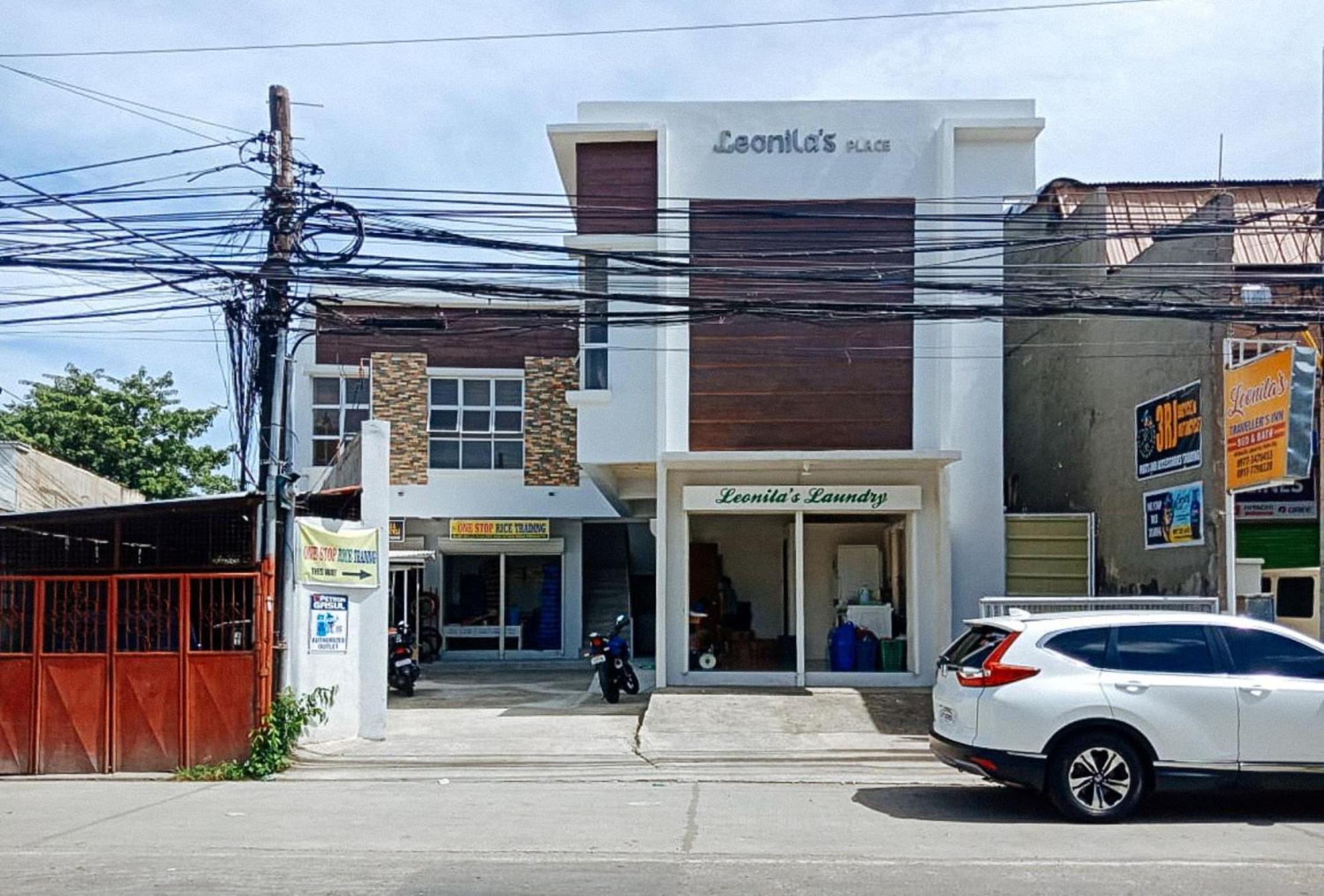 Leonila'S Travellers Inn Iloilo City Exterior photo
